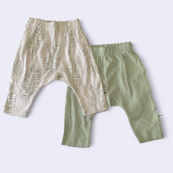 7/$20 Set of Two Baby Pants in Green and Leaf Print - Picture 1 of 2